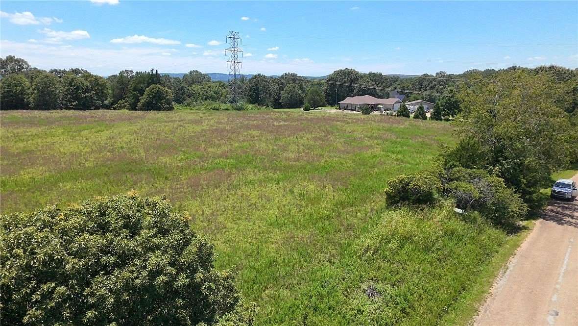 2.7 Acres of Residential Land for Sale in Flippin, Arkansas