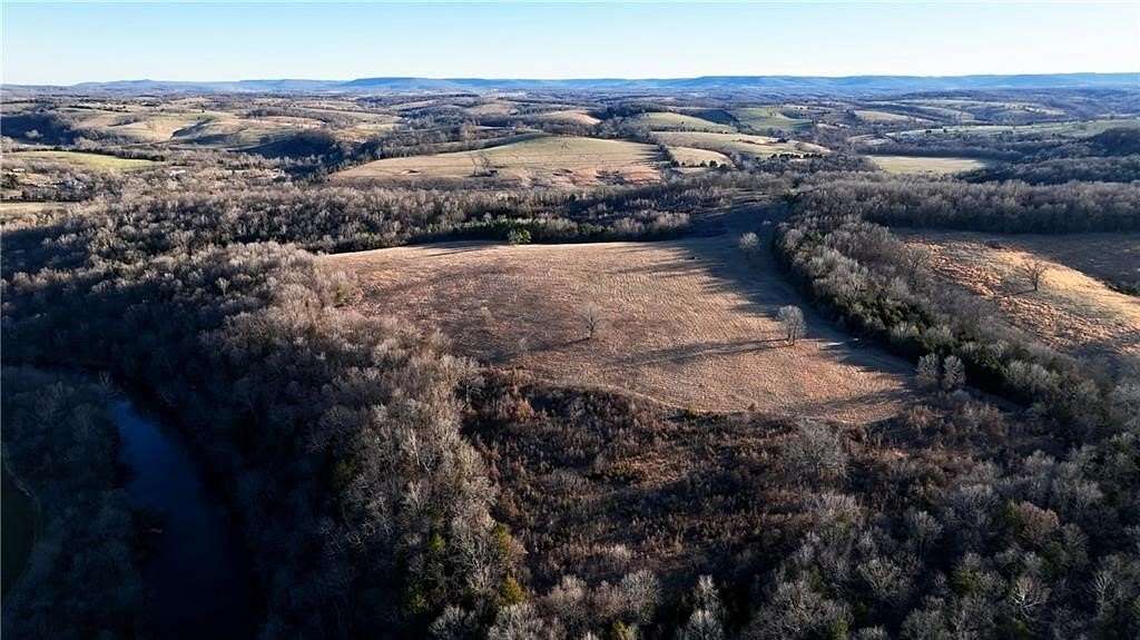 324 Acres of Land for Sale in Green Forest, Arkansas