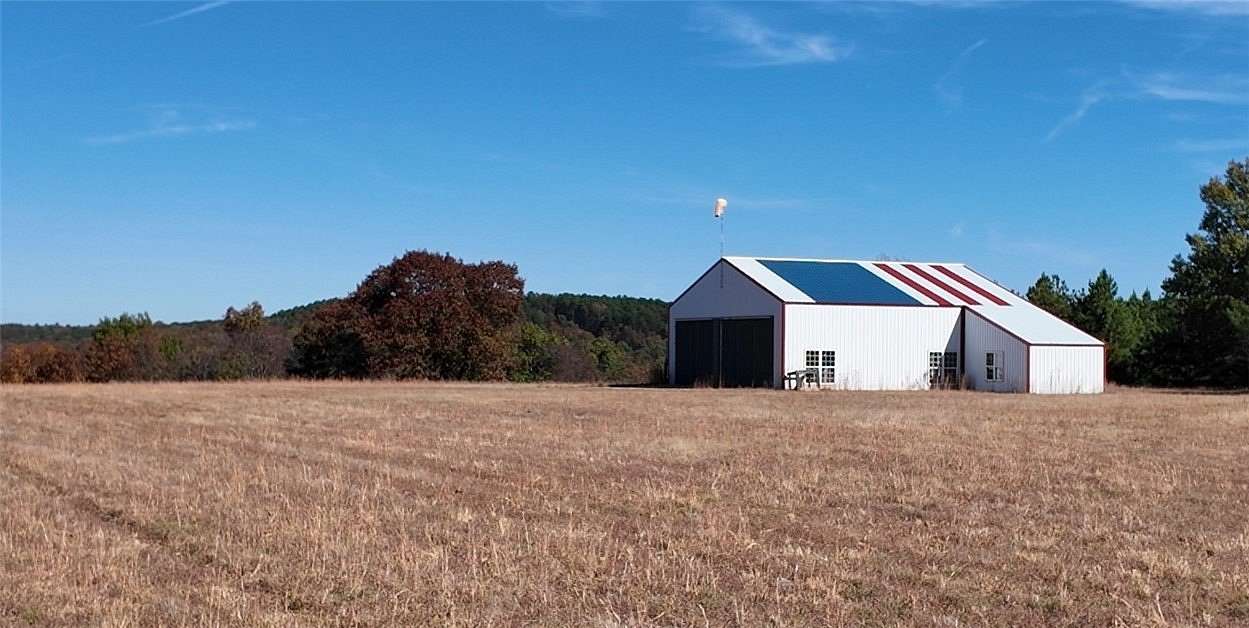 400 Acres of Recreational Land with Home for Sale in Compton, Arkansas