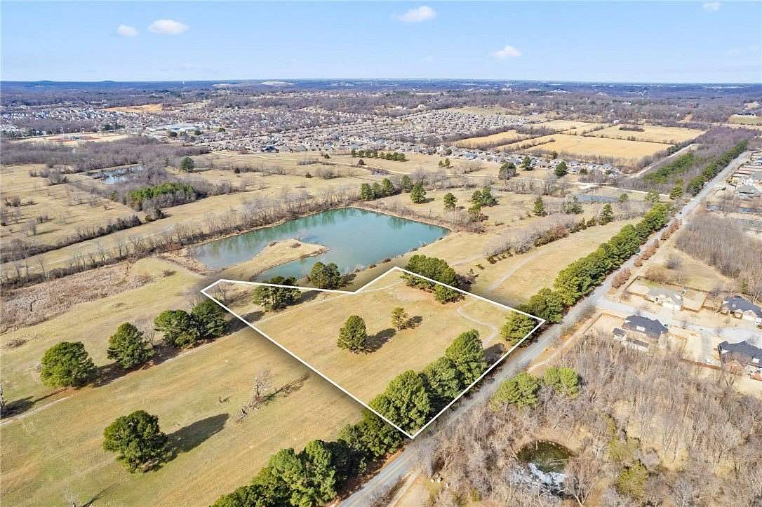 3.83 Acres of Mixed-Use Land for Sale in Fayetteville, Arkansas