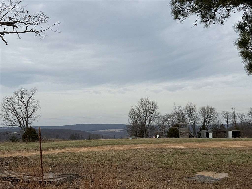 37 Acres of Land for Sale in Huntsville, Arkansas