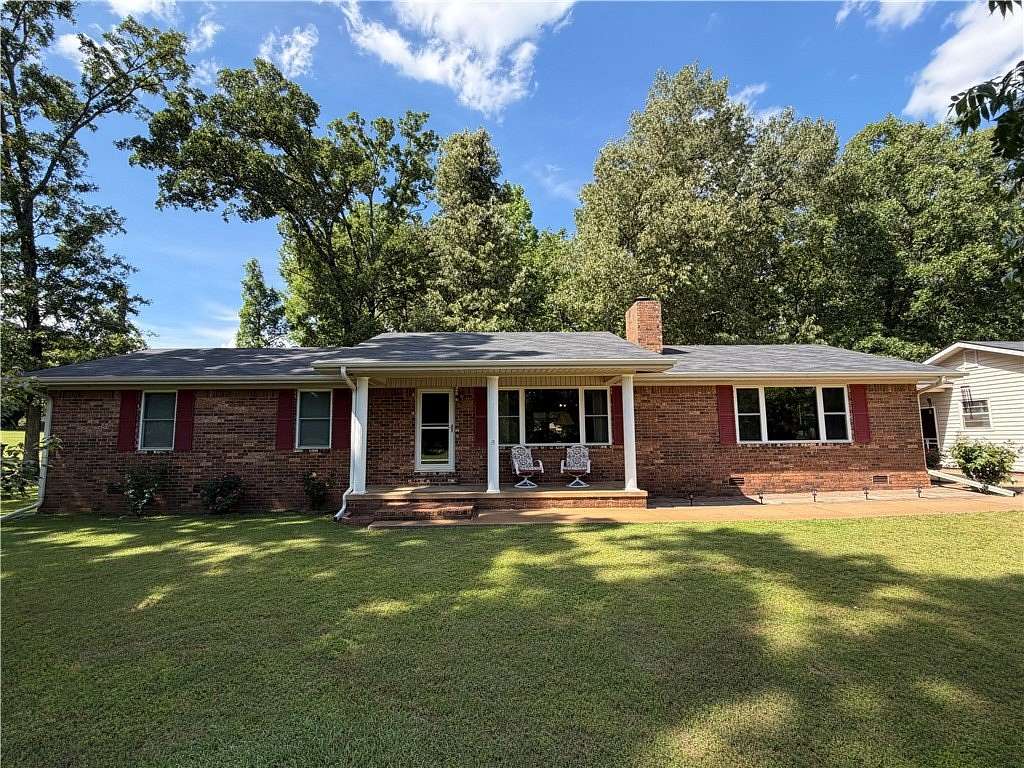 1.84 Acres of Land with Home for Sale in London, Arkansas