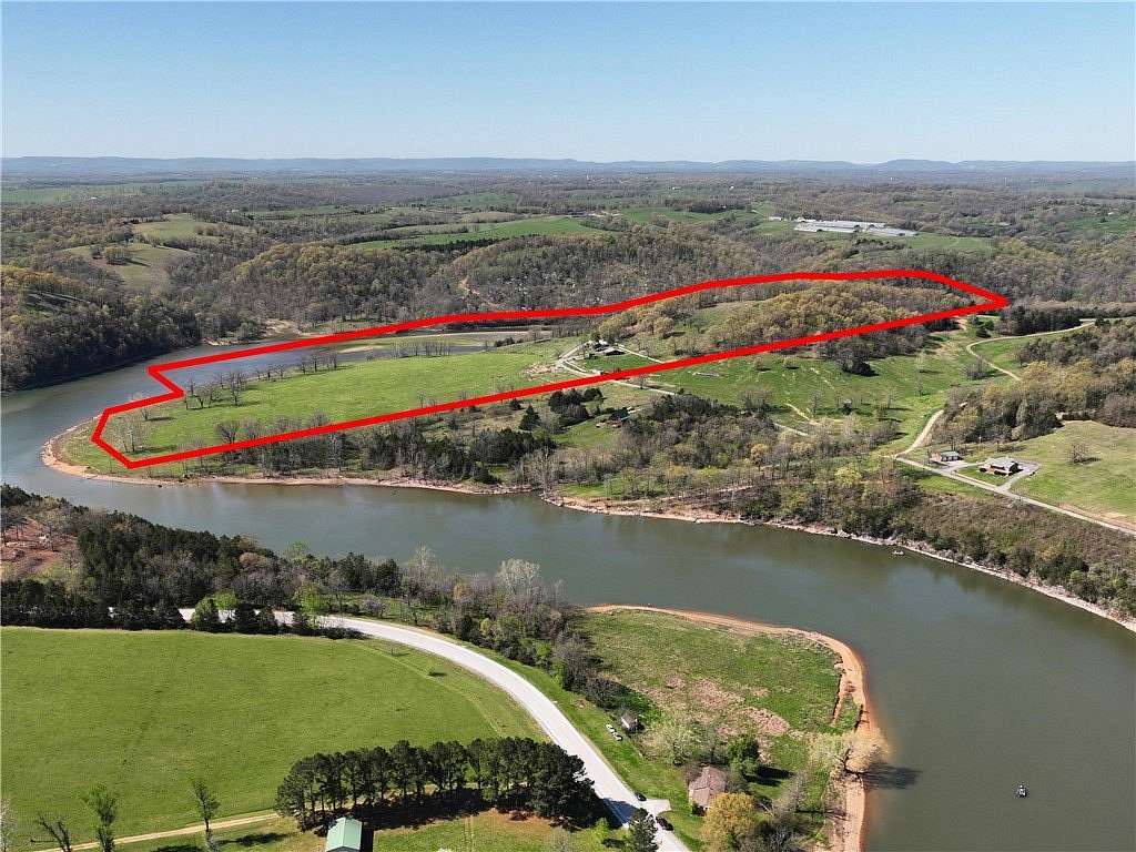 34 Acres of Agricultural Land with Home for Sale in Green Forest, Arkansas