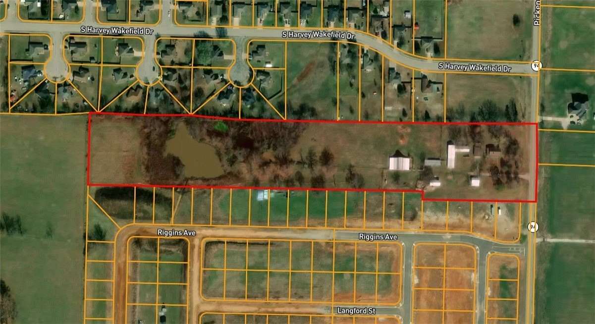 11.2 Acres of Land for Sale in Pea Ridge, Arkansas