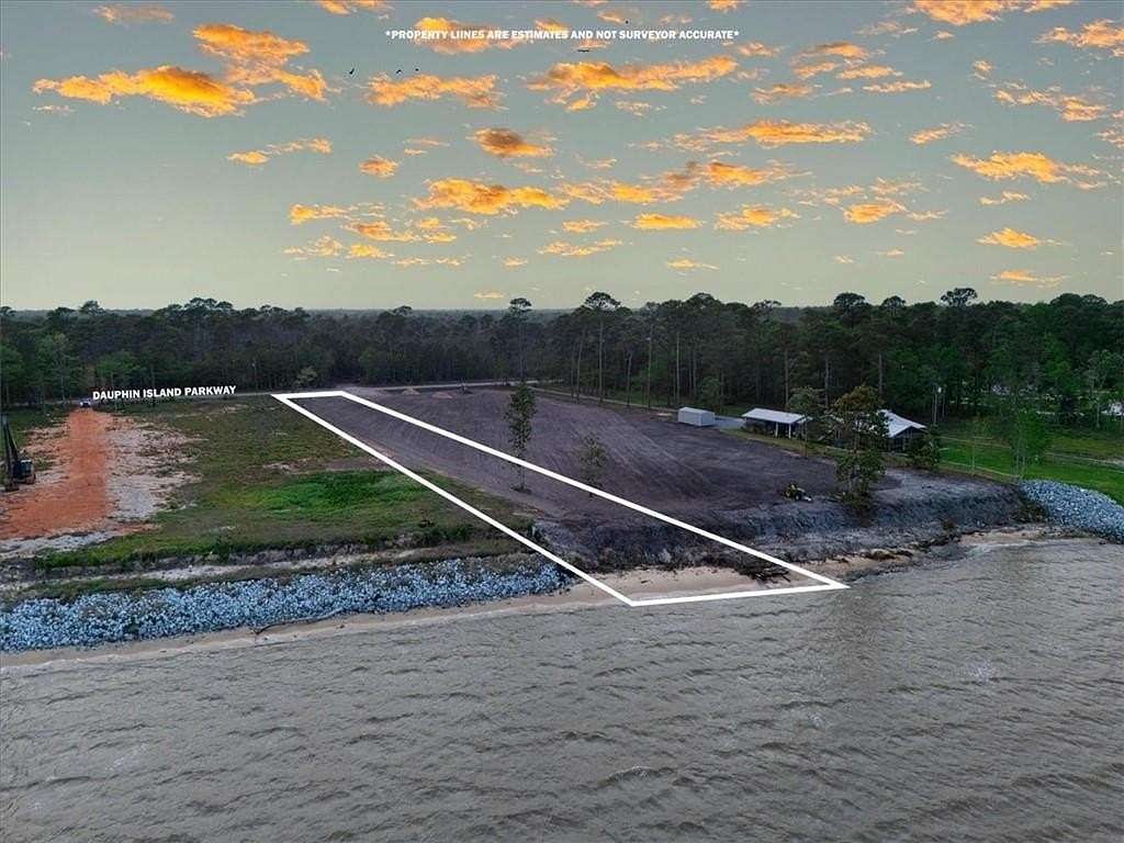 0.96 Acres of Residential Land for Sale in Mobile, Alabama