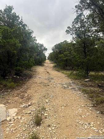 0.1 Acres of Residential Land for Sale in Lakehills, Texas