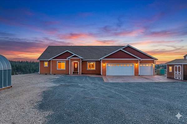 28.9 Acres of Agricultural Land with Home for Sale in Springdale, Washington