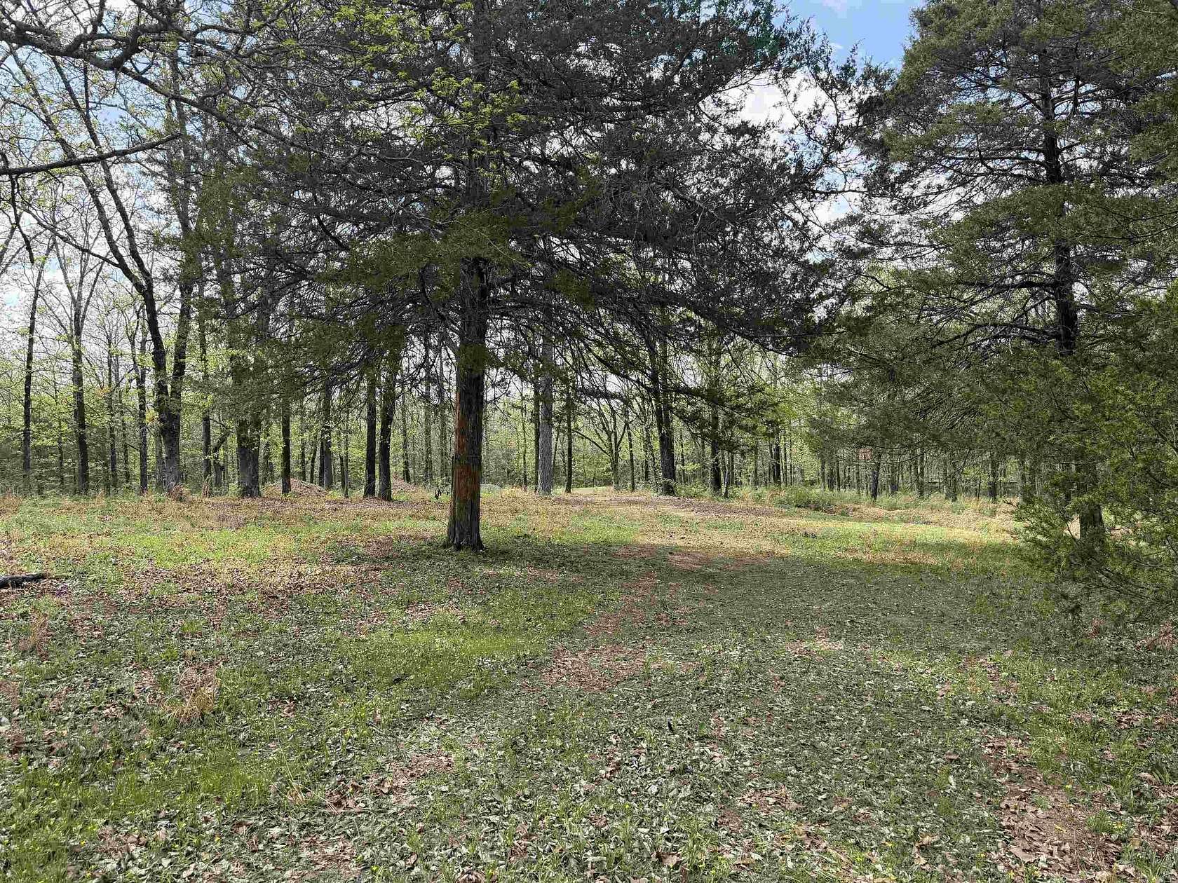 4.8 Acres of Residential Land for Sale in Greenbrier, Arkansas