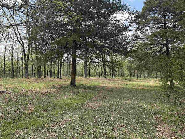 4.8 Acres of Residential Land for Sale in Greenbrier, Arkansas