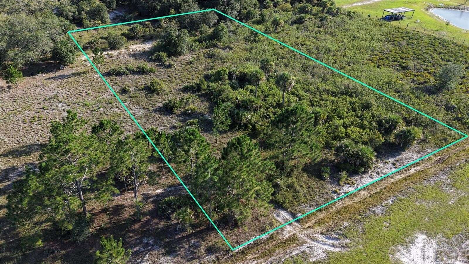 1.25 Acres of Residential Land for Sale in Okeechobee, Florida