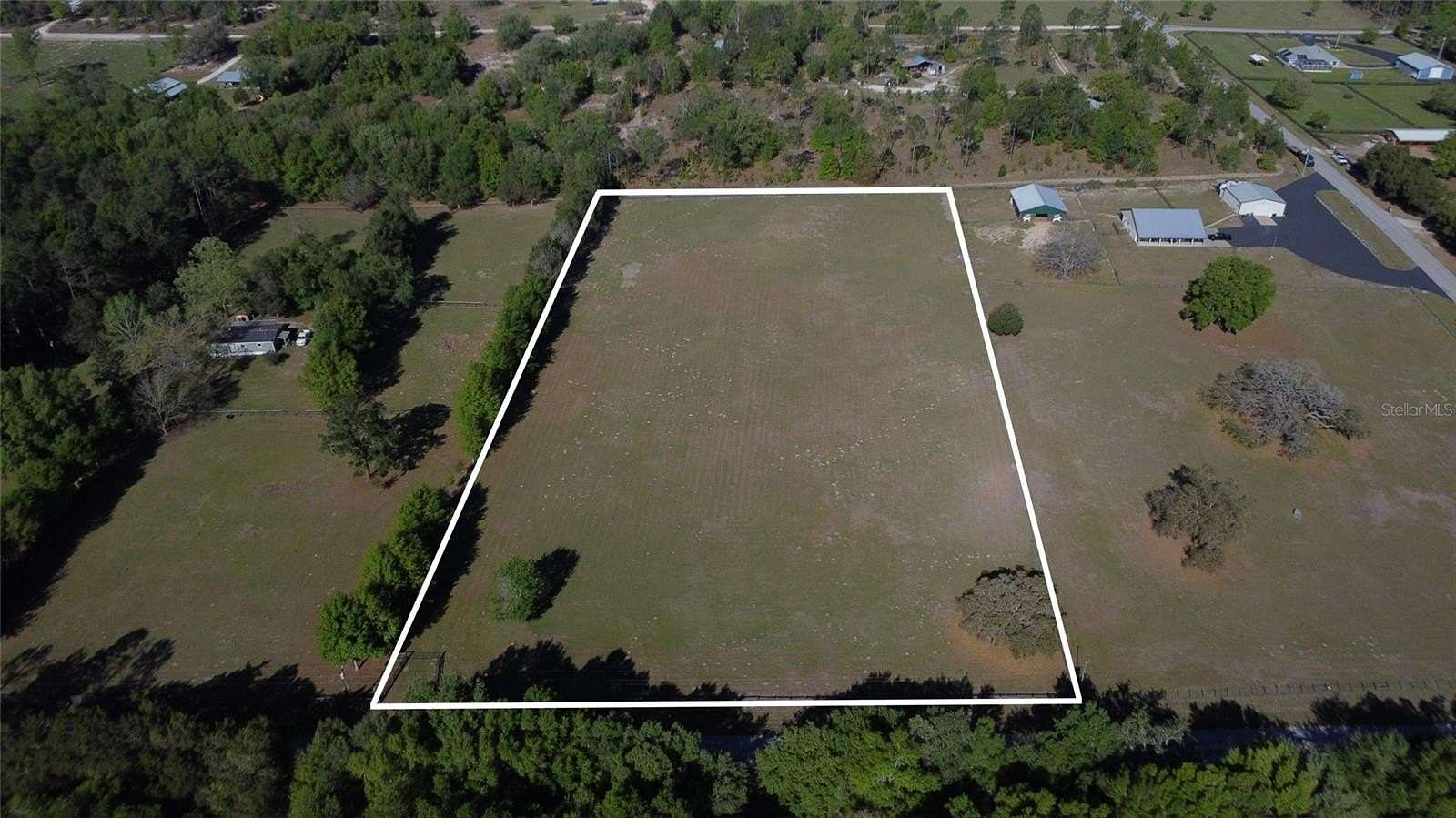 5 Acres of Residential Land for Sale in Williston, Florida