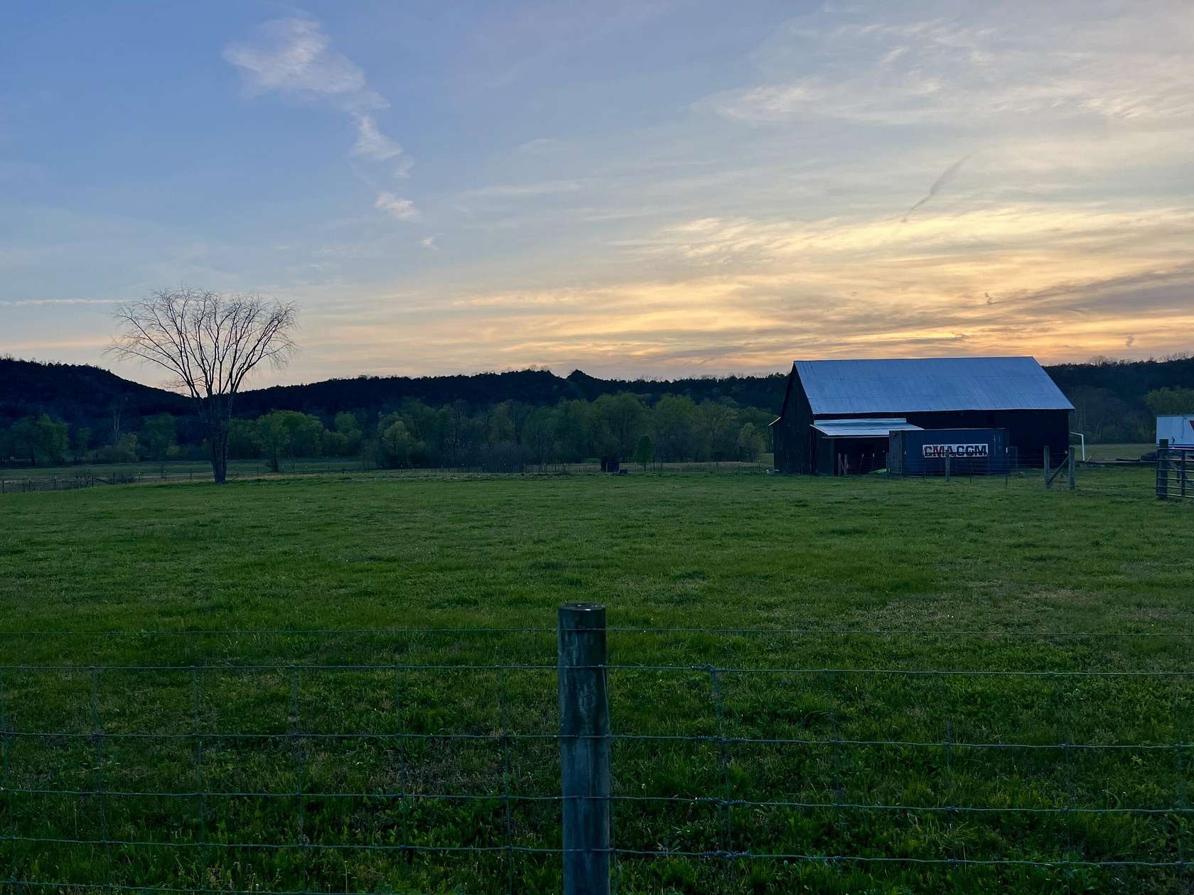 10 Acres of Land for Sale in Winchester, Kentucky