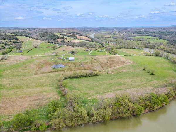 10 Acres of Land for Sale in Winchester, Kentucky