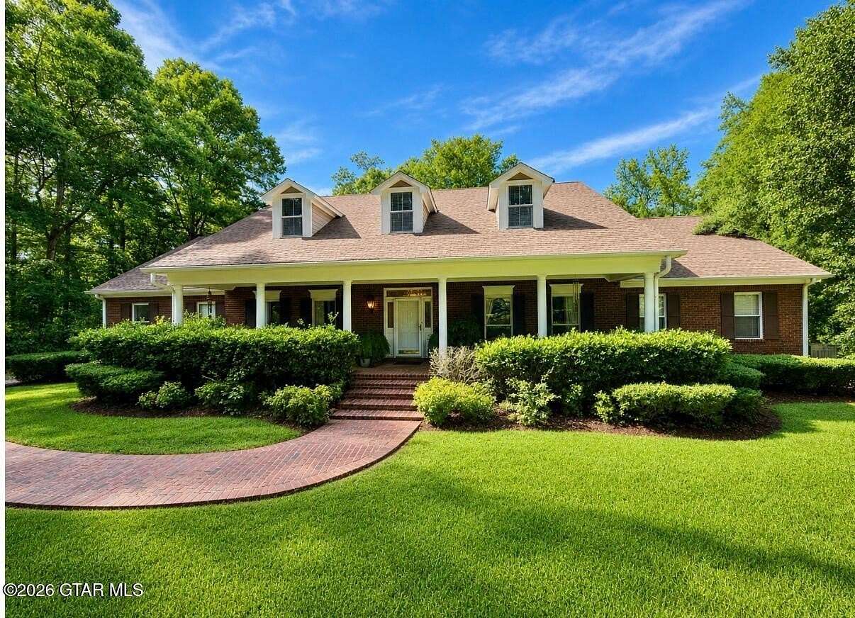 2.48 Acres of Land with Home for Sale in Columbus, Mississippi
