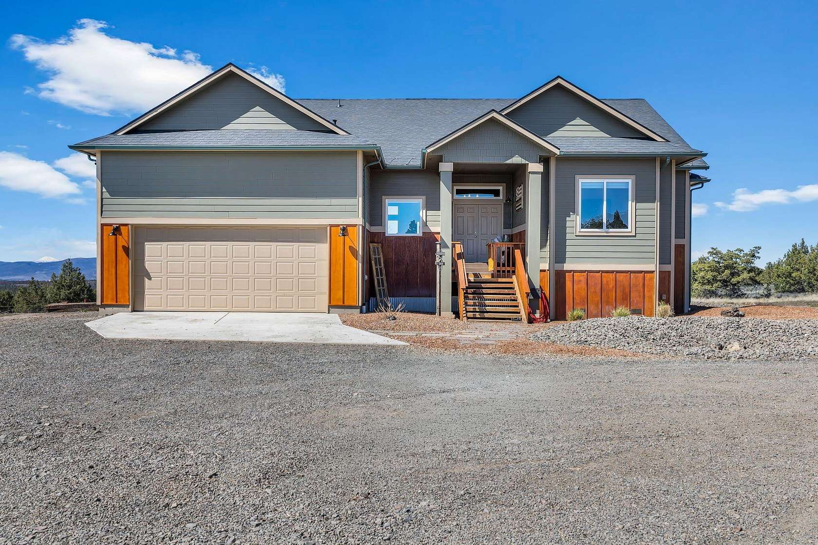 10 Acres of Recreational Land with Home for Sale in Prineville, Oregon