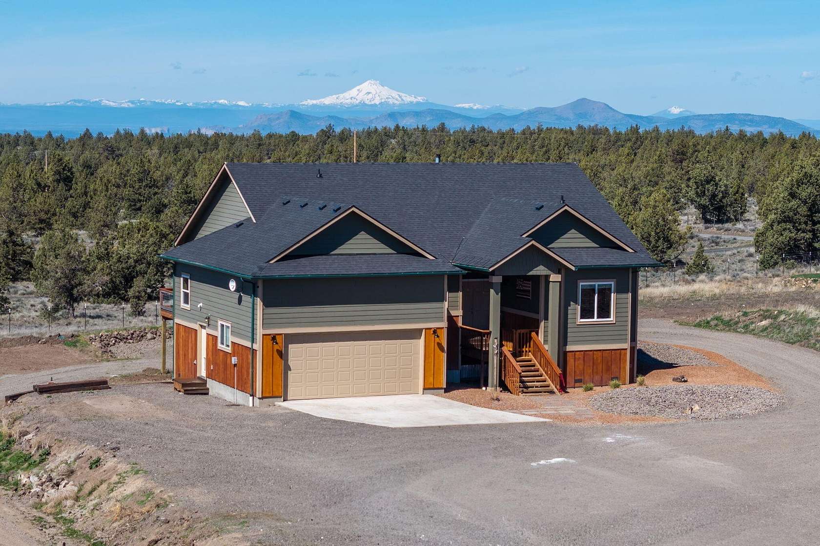 10 Acres of Recreational Land with Home for Sale in Prineville, Oregon