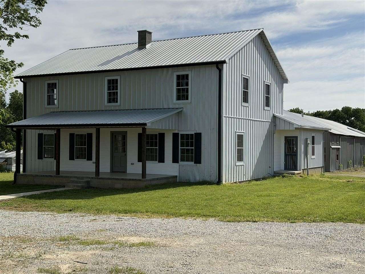 2 Acres of Land with Home for Sale in Auburn, Kentucky