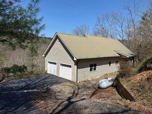 1.6 Acres of Land with Home for Sale in Hiawassee, Georgia