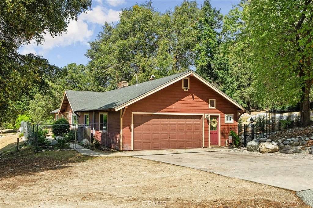 2.5 Acres of Land with Home for Sale in Yucaipa, California