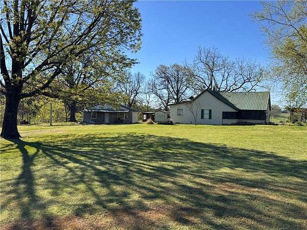 12 Acres of Land with Home for Sale in Green Forest, Arkansas