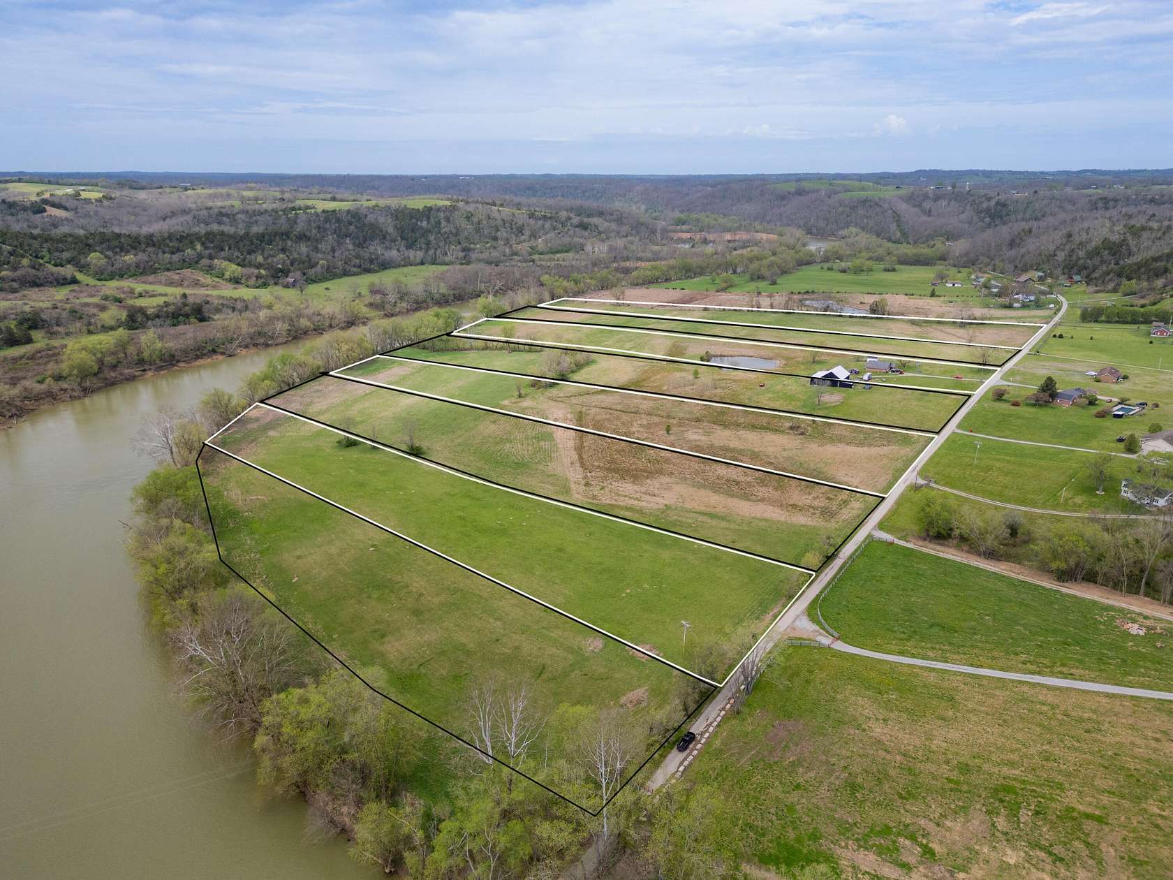 8 Acres of Recreational Land for Sale in Winchester, Kentucky