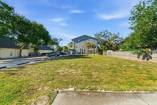 0.21 Acres of Mixed-Use Land for Sale in Dunedin, Florida