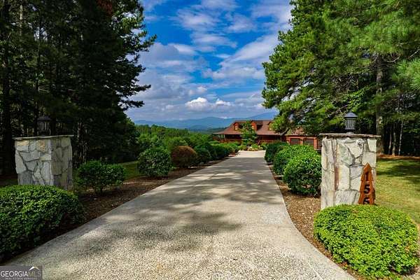 3.29 Acres of Land with Home for Sale in Copperhill, Tennessee