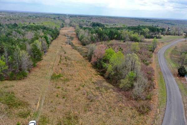 20 Acres of Land for Sale in Florence, Alabama