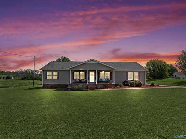 1.6 Acres of Land with Home for Sale in Tanner, Alabama