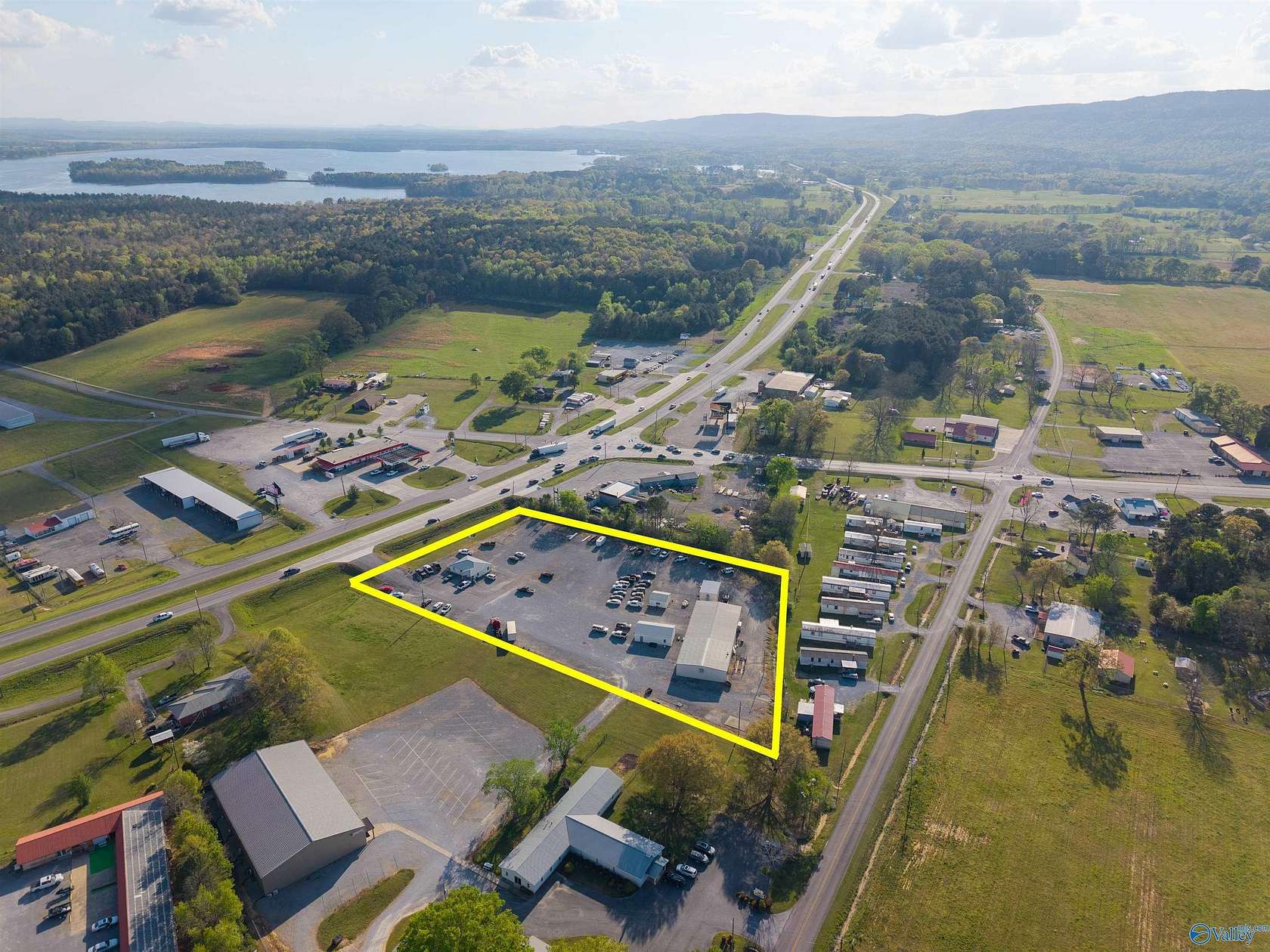3.15 Acres of Improved Commercial Land for Sale in Leesburg, Alabama