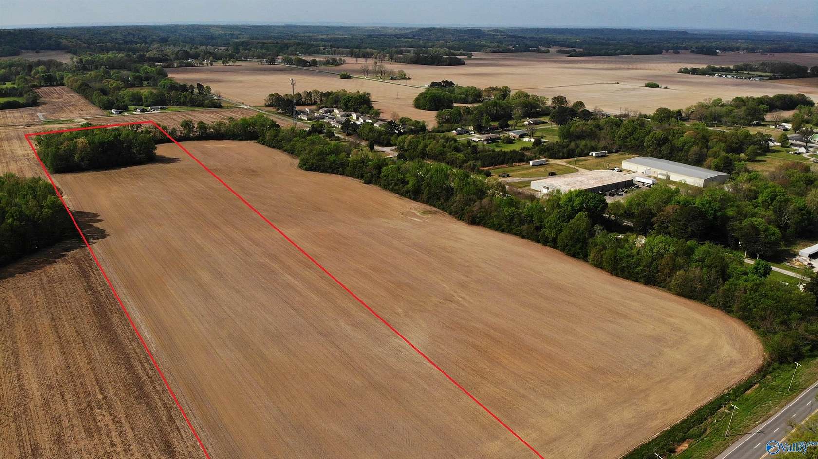 18 Acres of Commercial Land for Sale in Town Creek, Alabama