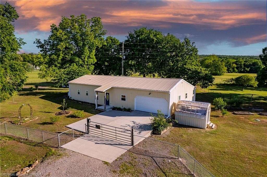 1.14 Acres of Land with Home for Sale in Greenwood, Arkansas
