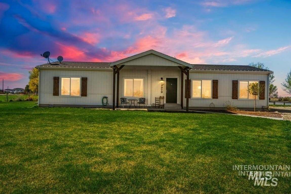 3.5 Acres of Land with Home for Sale in Greenleaf, Idaho