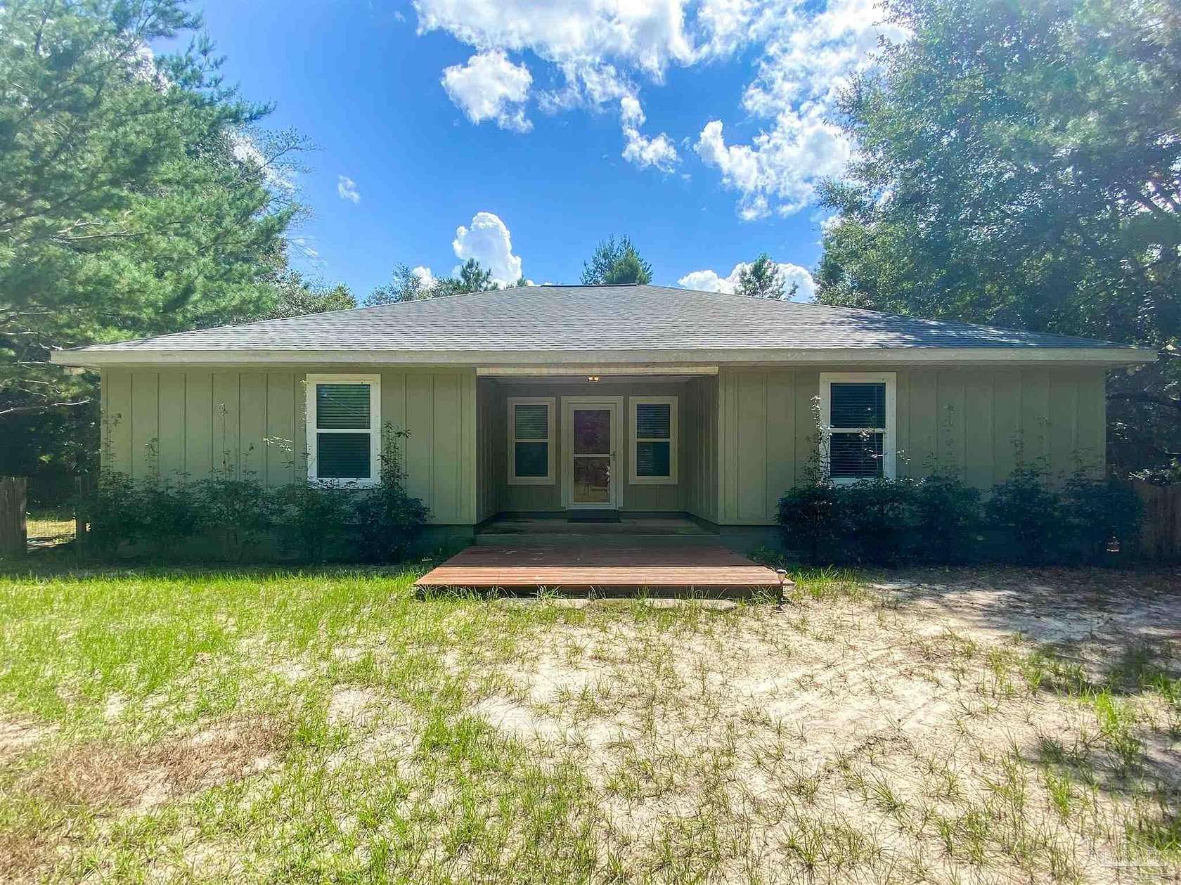 4.78 Acres of Land with Home for Sale in Milton, Florida