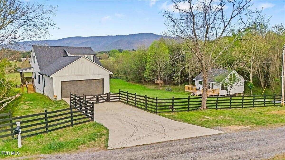 10 Acres of Land with Home for Sale in Greeneville, Tennessee