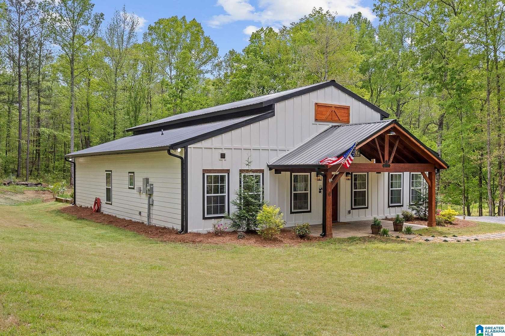 3.5 Acres of Land with Home for Sale in Sterrett, Alabama