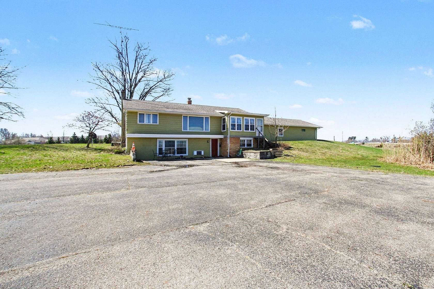 2.1 Acres of Improved Commercial Land for Sale in South Haven, Michigan