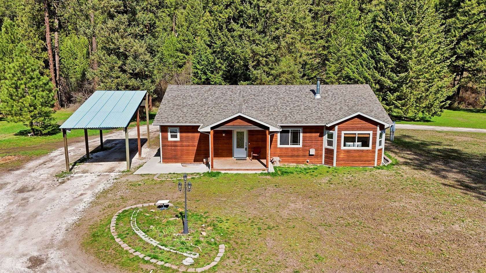 4.12 Acres of Land with Home for Sale in Springdale, Washington