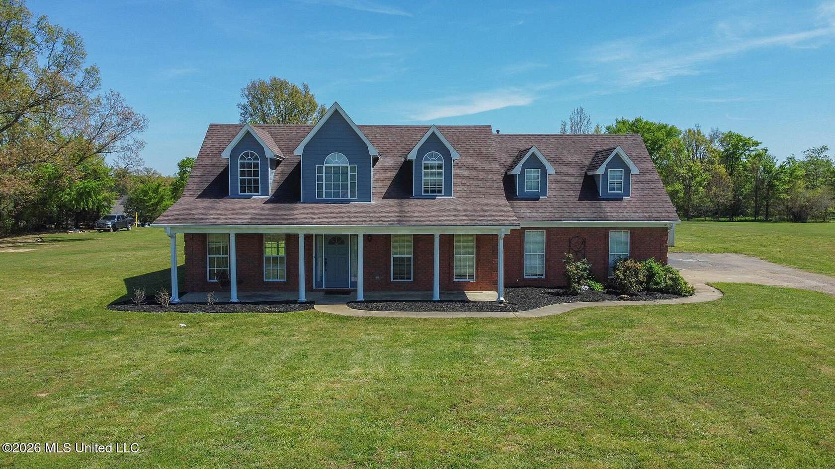 1.53 Acres of Land with Home for Sale in Hernando, Mississippi