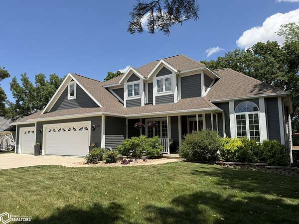 1.87 Acres of Land with Home for Sale in Humboldt, Iowa