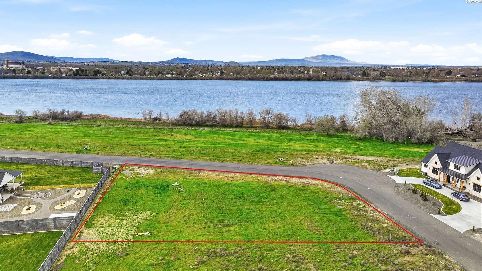 0.61 Acres of Residential Land for Sale in Pasco, Washington