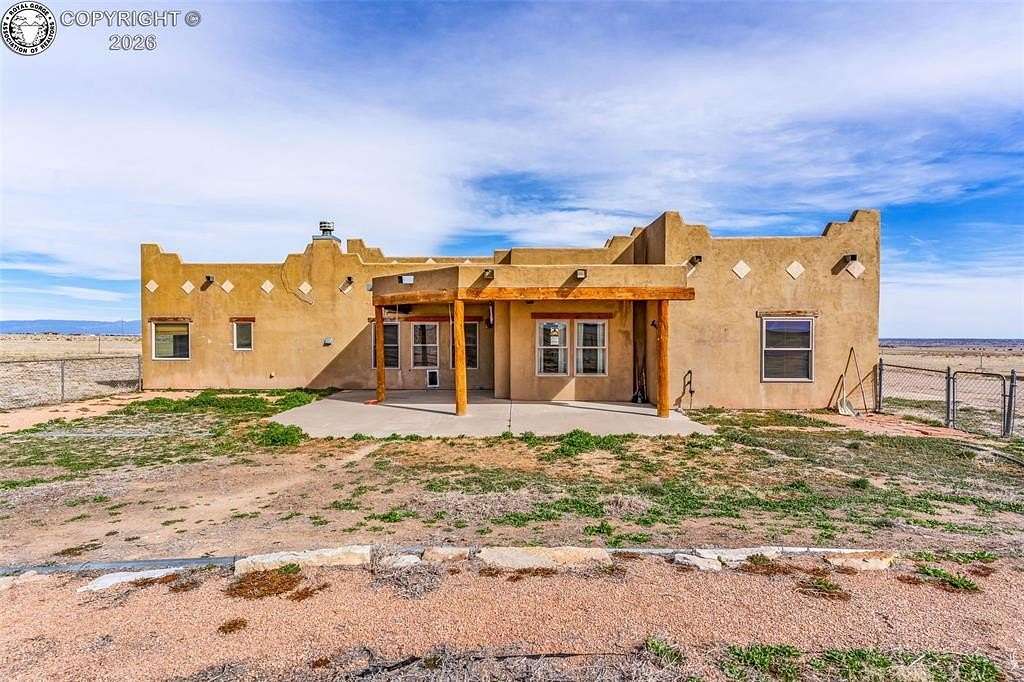 40 Acres of Land with Home for Sale in Pueblo, Colorado