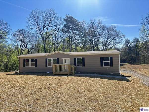 5.1 Acres of Land with Home for Sale in Brandenburg, Kentucky