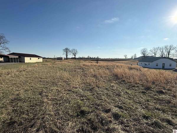 30 Acres of Agricultural & Residential Land for Sale in Mayfield, Kentucky