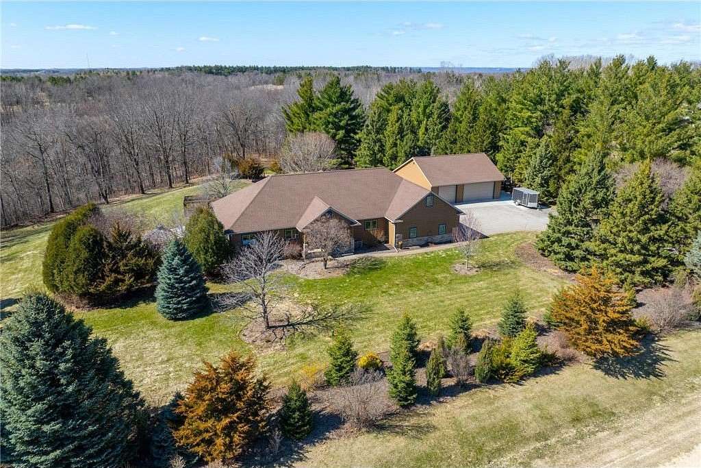 4.19 Acres of Land with Home for Sale in Red Wing, Minnesota