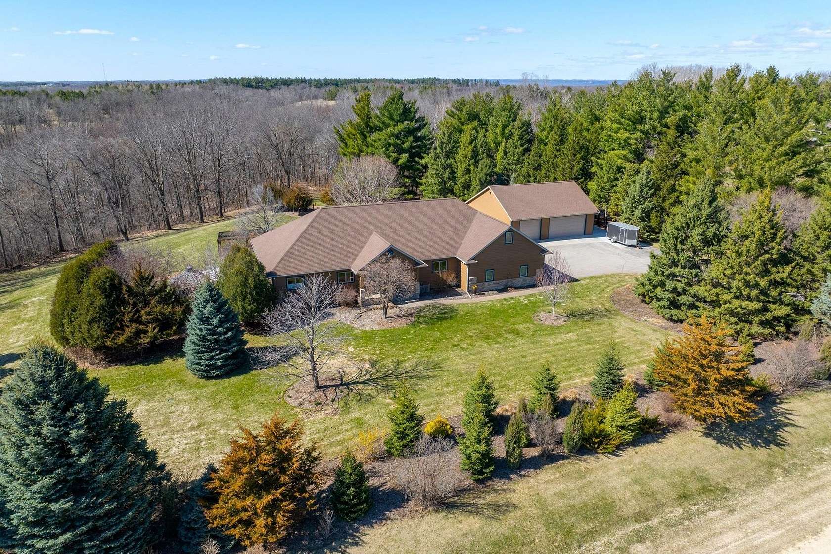 4.19 Acres of Land with Home for Sale in Red Wing, Minnesota