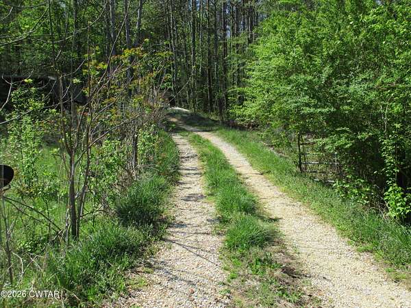 1.16 Acres of Residential Land for Sale in Parsons, Tennessee