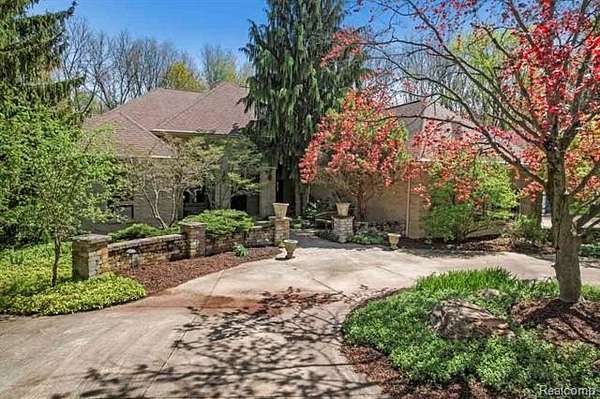 3 Acres of Land with Home for Sale in Milford, Michigan