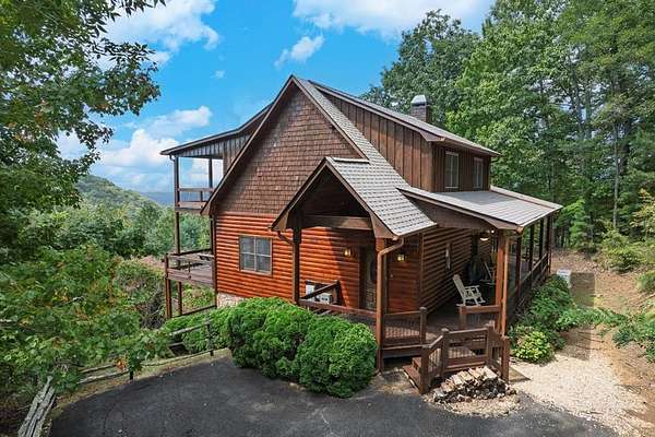 1.73 Acres of Land with Home for Sale in Mineral Bluff, Georgia