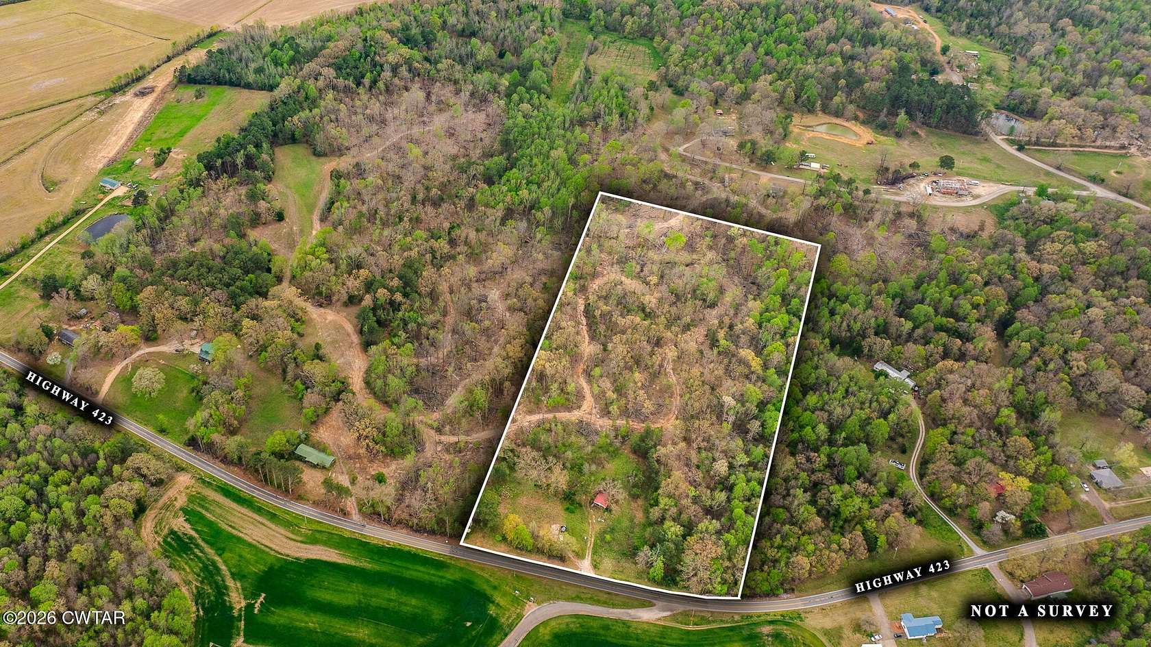 13.3 Acres of Land for Sale in McKenzie, Tennessee